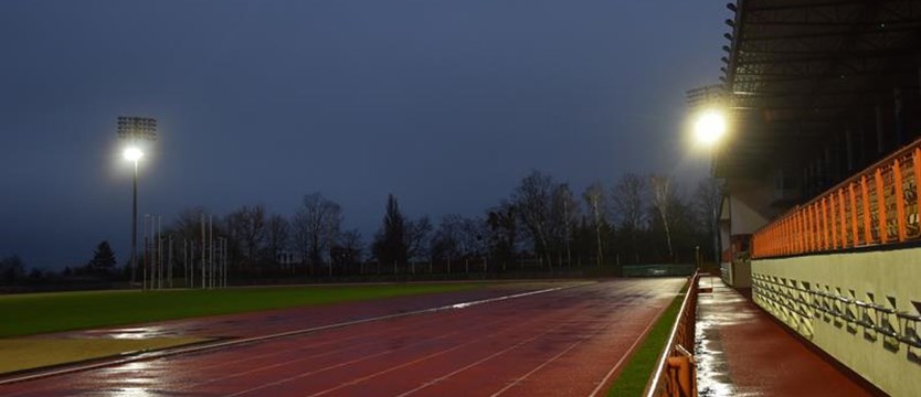Lekkoatletyka. Nowe oświetlenie na stadionie przy ul. Litewskiej