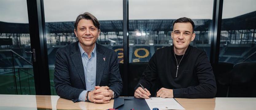 Piłka nożna. Dziczek w Pogoni, ale od lipca