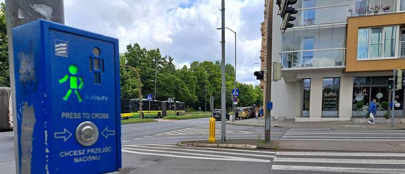 Niewidomy w niebezpieczeństwie. Wadliwa sygnalizacja