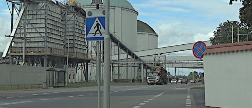 Wypadek w Cukrowni Kluczewo w Stargardzie. Belka przygniotła pracownika