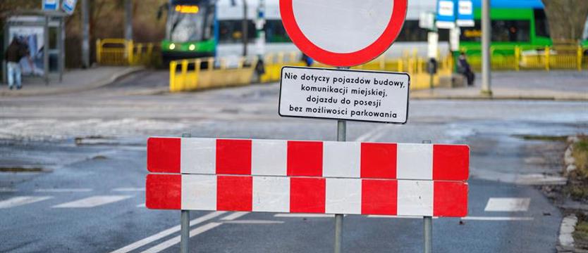 Prace na Szafera ruszyły. Na razie wycinka i objazdy