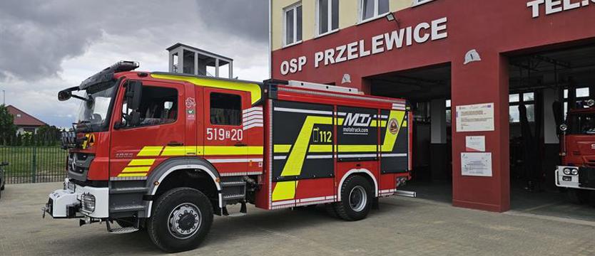 Wóz strażacki jak marzenie. Były mieszkaniec wykonał kawał dobrej roboty