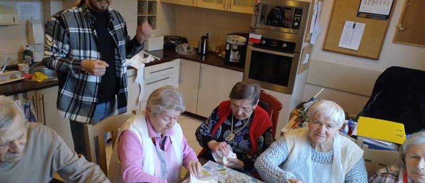 Wsparcie, opieka, aktywność. Są wolne miejsca w dziennych placówkach dla seniorów