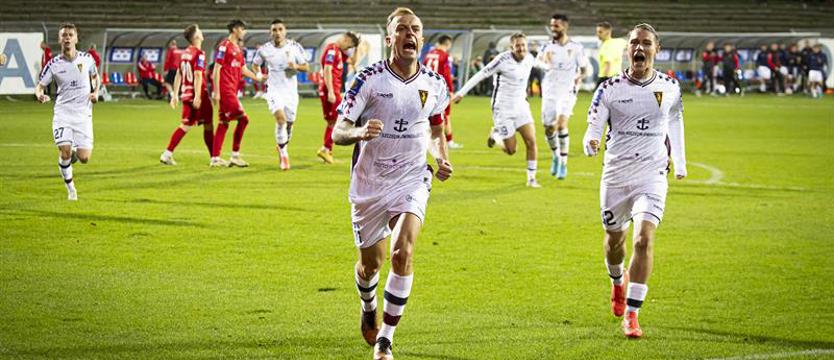 Piłka nożna. Pogoń w Szczecinie z Zagłębiem Lubin w 1/8 finału Pucharu Polski