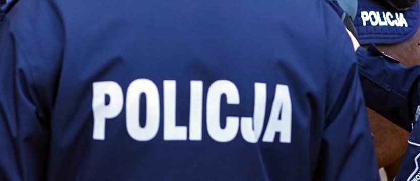 Zatrzymane trzy osoby w związku z fałszywymi alarmami, wobec jednej zastosowano areszt