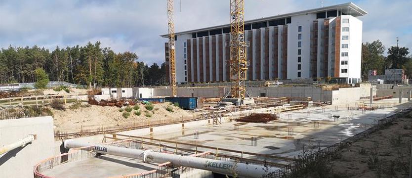 Apartamentów coraz więcej