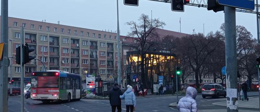 Alternatywa dla horrendalnych rachunków. Prąd ze spalarni odpadów