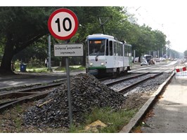 Całkowite wstrzymanie ruchu tramwajów między zajezdnią Pogodno i pl. Gałczyńskiego. Przebudowa węzła Łękno