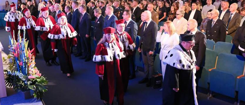 Uniwersytet Szczeciński chce pomóc młodym mamom