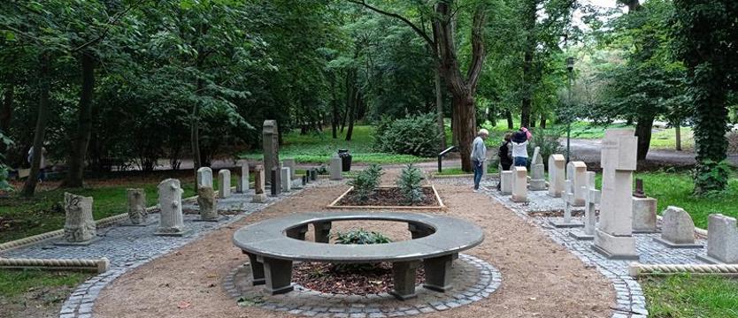 Parkowe lapidarium. Szczecin w szacunku dla przeszłości