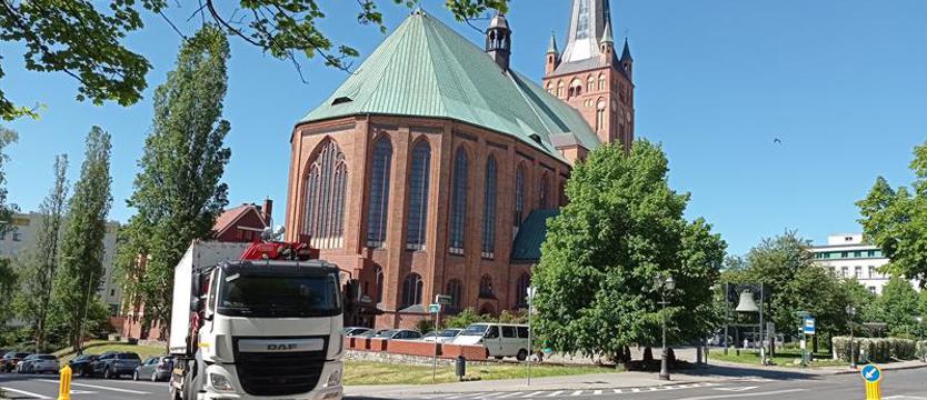 Uspokojenie ruchu w rejonie pl. Orła Białego