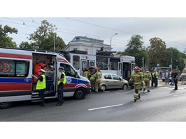 Zderzenie samochodu z tramwajem w Szczecinie