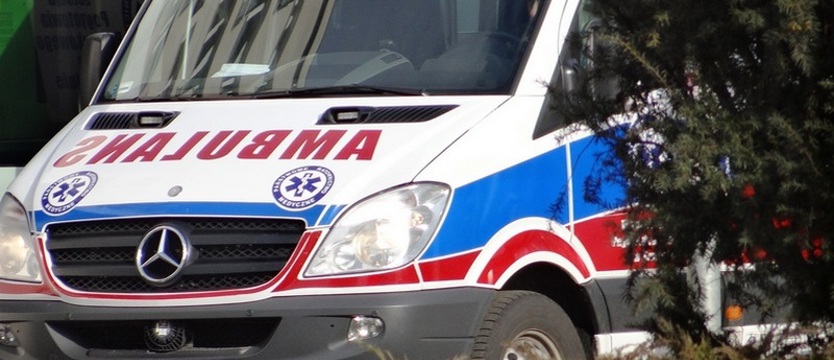 Potrącenie rowerzystki. Kierowca pojazdu odjechał z miejsca zdarzenia