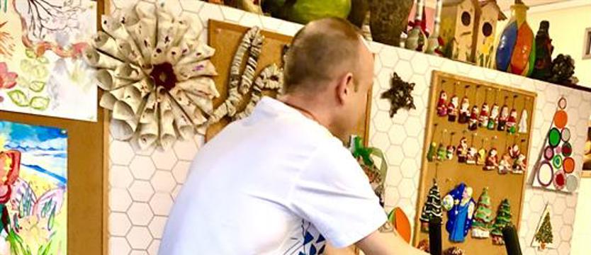 Rower, laptop, rzutnik dla… terapii