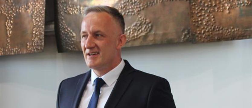 Sąd rozstrzygnie spór burmistrza z portalem