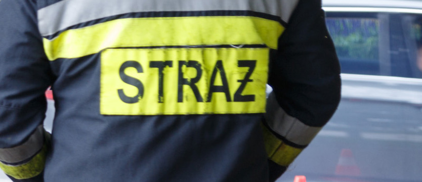 Pożar samochodu przy wjeździe na S3