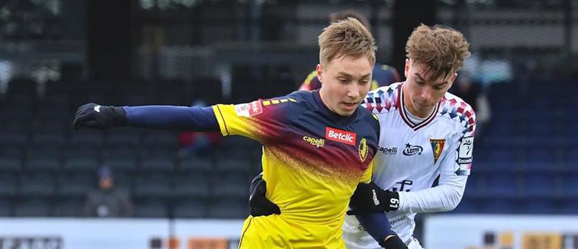 Piłka nożna. Podopieczni Pawła Crettiego najlepsi...