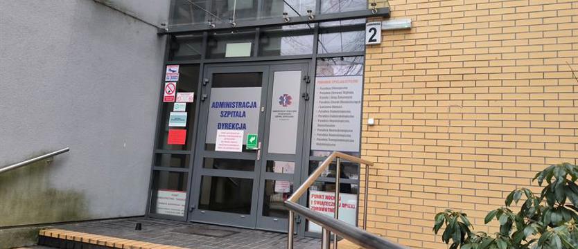 Pacjenci: zostawcie nam panią doktor!