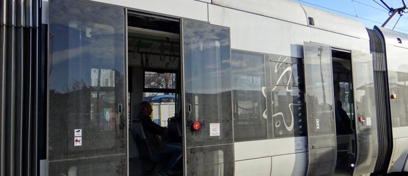 Paraliż tramwajowy w al. Wyzwolenia w Szczecinie