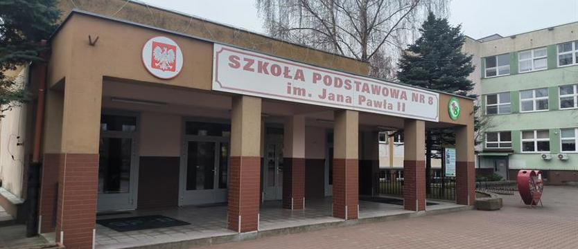 Pustoszeją grupy i klasy, przybywa dzieci z orzeczeniami 