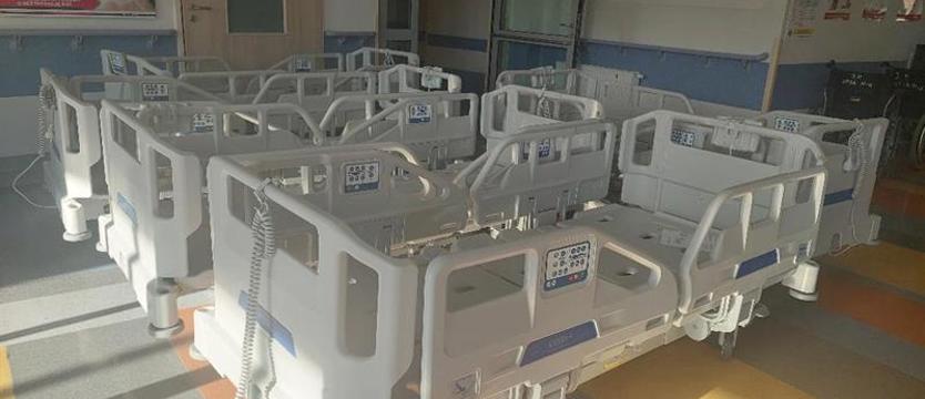 Szpital w Nowogardzie z nowym sprzętem. Wojewoda pomógł placówce