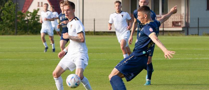 Piłka nożna. Finisz III i IV ligi. Najważniejsze derby w Wolinie