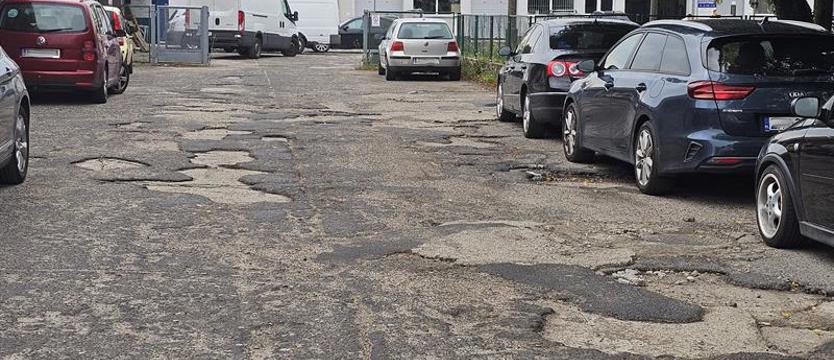 Dziury w Barlinku jak były, tak są
