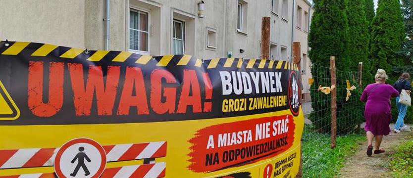 Ewakuacja budynku przy ul. Hożej. Biegły: „Moment krytyczny" 