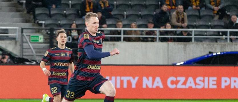 Piłka nożna. Mariusz Malec przedłużył kontrakt