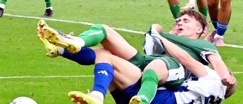 Piłka nożna. Flota rozgromiła Victorię w III lidze
