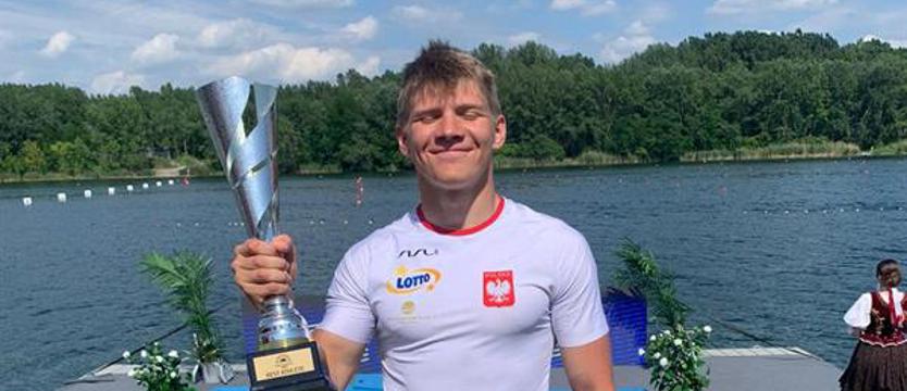 Kajakarstwo. Poczwórne złoto Kacpra Sieradzana