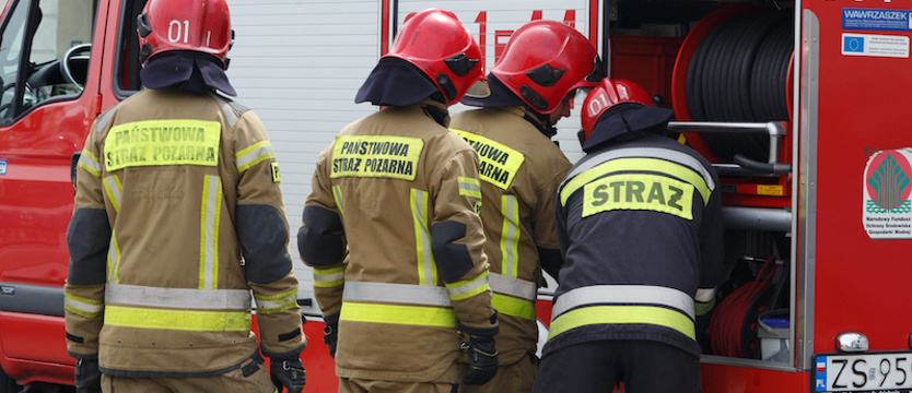 Pali się bydynek mieszkalny pod Szczecinkiem