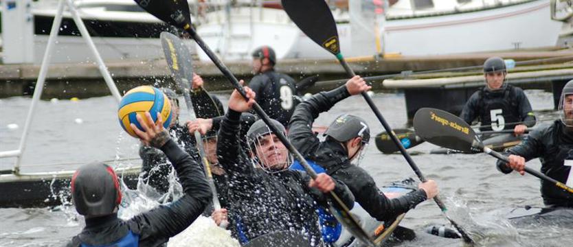 Kajak polo. Powiśle na fali w międzynarodowym turnieju