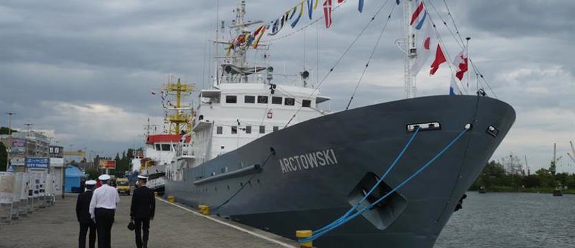 W piątek Światowy Dzień Hydrografii w Szczecinie. Okręty przy bulwarze Chrobrego