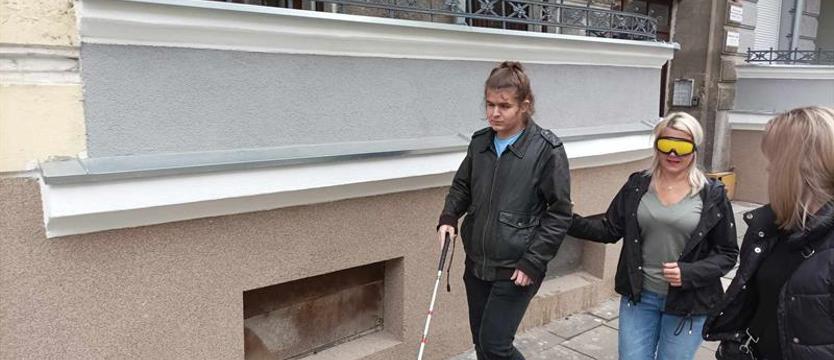 Zanurzyli się w świat niewidomych. Druga edycja akcji "W ślad bez światła"
