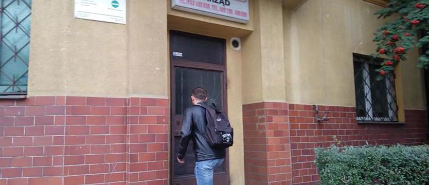 Pracujesz w wakacje? Sprawdź co z ubezpieczeniem zdrowotnym