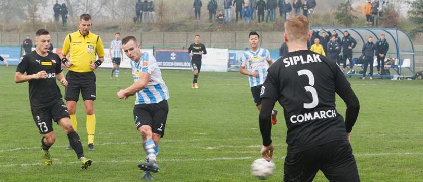 Piłka nożna. Świt przekłada mecze