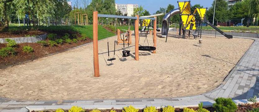 Nowe w parku Majowe: bujaj się, wspinaj, ślizgaj, skacz