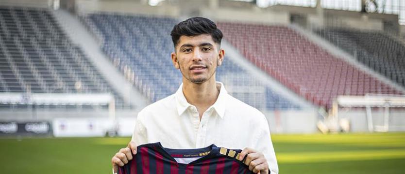 Piłka nożna. Reprezentant Iranu w Pogoni