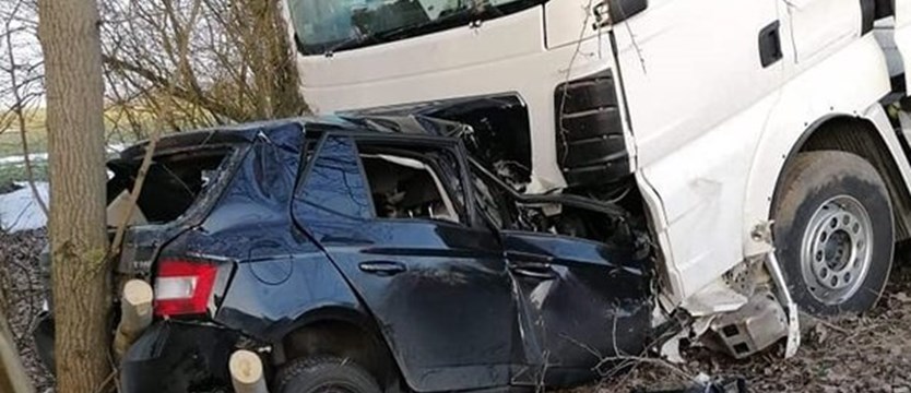 Jedna osoba zginęła w wypadku koło miejscowości Załęcze w powiecie stargardzkim