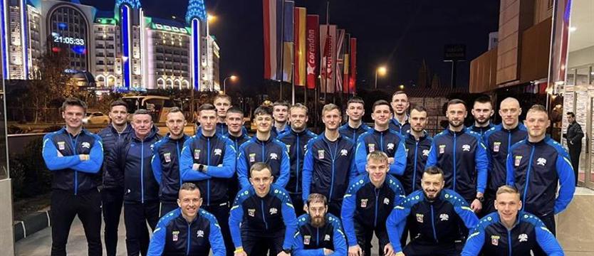 Piłka nożna. Świt na zgrupowaniu w ciepłych krajach