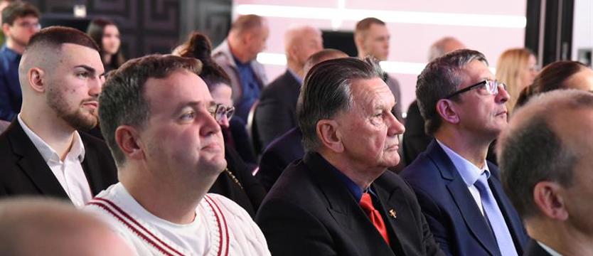 Dwa tygodnie głosowania