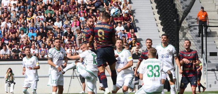 Piłka nożna. Zamiast rehabilitacji Pogoni, kolejna wpadka...