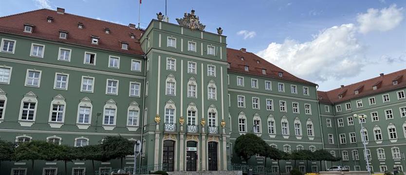 Zwolnienie dyrektora wydziału kultury. Miasto:  Sprawa ma związek z kontrolą NIK