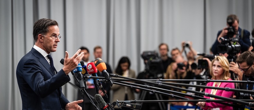 Rutte: z zadowoleniem przyjmuję zapowiedź Trumpa o wysłaniu wojsk do Polski