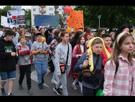 Orszak króla Maciusia przeszedł ulicami Szczecina 