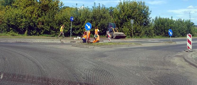 Trzy ronda już w remoncie