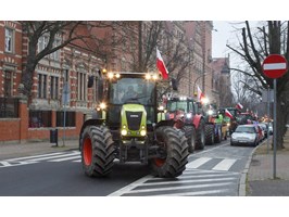 Traktory na ulicach Szczecina. Rolnicy: mamy dość tej Unii!