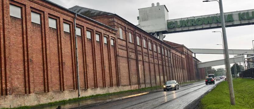Nowa nawierzchnia na drodze nr 106. Remont obejmie 3,5 km trasy