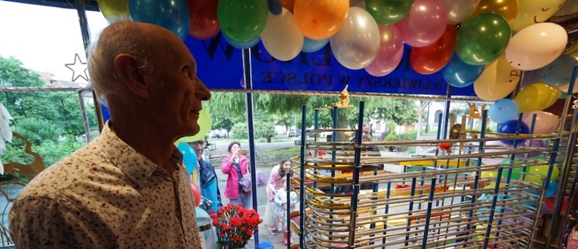 W sklepie „Pod Gwiazdami” zegar znowu działa!